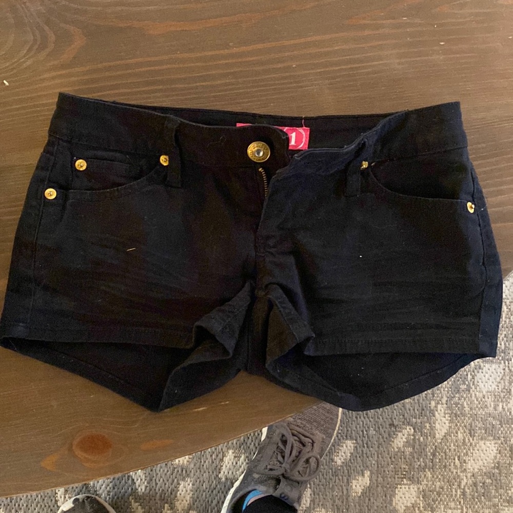 Zanadi black shorts size 1 very cute